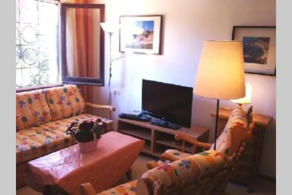Kerstin Bruns- Casa Evita Amb Piscina Villa Tossa de Mar